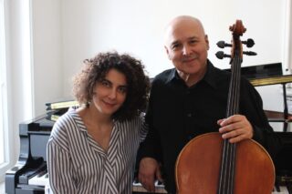 Avec Claire Peltekian